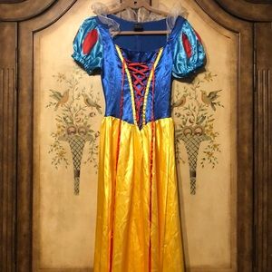 ❌SOLD❌COPY - Snow White Costume